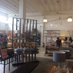 Regalong Pambahay Outlet Store