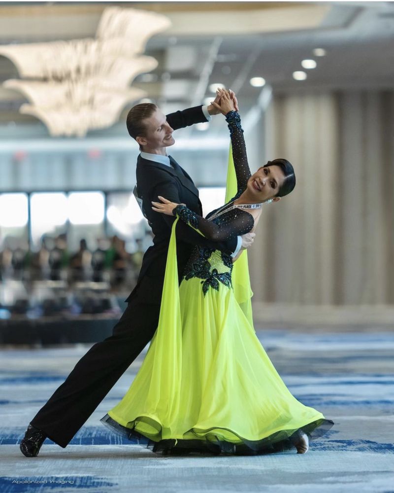 Fred Astaire Dance Studios Logo