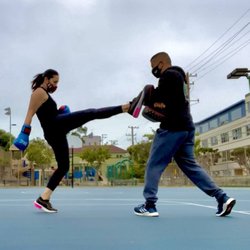 Andrew Moy Fitness - Keeping each other safe training outdoors with masks on