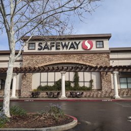 Exterior photo of Safeway - Fair Oaks, California Exterior photo of Safeway - Fair Oaks, California