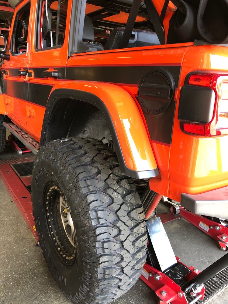 COMPETITION TIRE & WHEELS Updated October 2024 10 Photos & 30 Reviews 83659 Indio Blvd