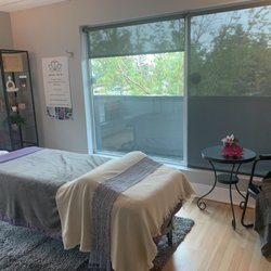Radiance Med Spa - Relaxing massage room. Advanced Massage therapists. Accepts Alberta Blue Cross