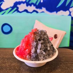 Big Wave Boba - Shave ice with watermelon and grape flavors