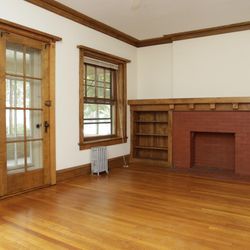 Ardmore Winthrop Properties - Private balcony just off the living room