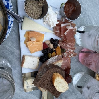 Driftwood Kitchen - Charcuterie, needed lots help - Seafood Near Me - Laguna Beach, California Driftwood Kitchen - Charcuterie, needed lots help - Seafood Near Me - Laguna Beach, California