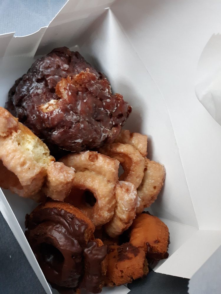 DOUGHBOYS DONUTS 24 Photos & 76 Reviews 11559 E 63rd, Raytown, Missouri Donuts