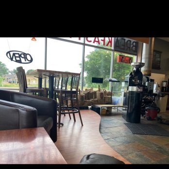 Dunn Brothers Coffee - a view of a coffee shop - Coffee & Tea Near Me - Stillwater, Minnesota Dunn Brothers Coffee - a view of a coffee shop - Coffee & Tea Near Me - Stillwater, Minnesota