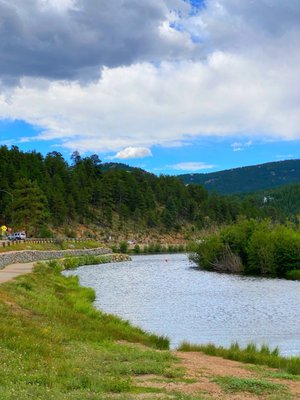 Evergreen Lake by null