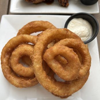 Churchill's - Onion Rings - Pubs Near Me - Savannah, Georgia Churchill's - Onion Rings - Pubs Near Me - Savannah, Georgia