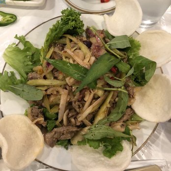 Dong Que Restaurant - Vietnamese Near Me - Garland, Texas