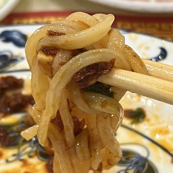 Mandarin House - Handmade noodles - Chinese Near Me - Downers Grove, Illinois