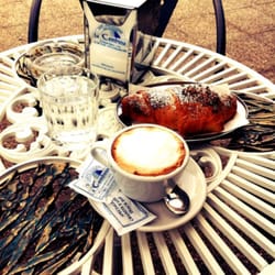 La Cambusa - Cornetto e cappuccino