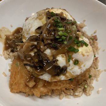 Da Kitchen Maui - Polynesian Paralysis Moco - Hawaiian Near Me - Kihei, Hawaii