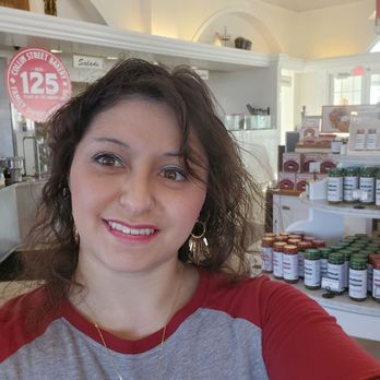 Collin Street Bakery - Bakeries Near Me - Bellmead, Texas