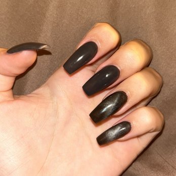 Hollywood Nails - cateye nail polish - Nail Salons Near Me - Fort Walton Beach, Florida Hollywood Nails - cateye nail polish - Nail Salons Near Me - Fort Walton Beach, Florida