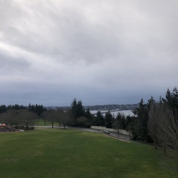 Aubrey Davis Park - Loads of green - Parks Near Me - Mercer Island, Washington
