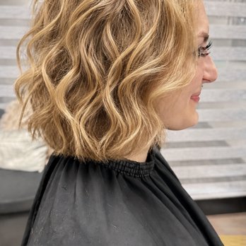 Mane Muse Salon - after new haircut - Hair Salons Near Me - Las Vegas, Nevada Mane Muse Salon - after new haircut - Hair Salons Near Me - Las Vegas, Nevada
