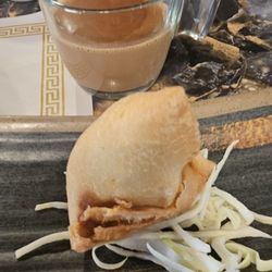 Swadeshi Adda - Samosa, Chai tea