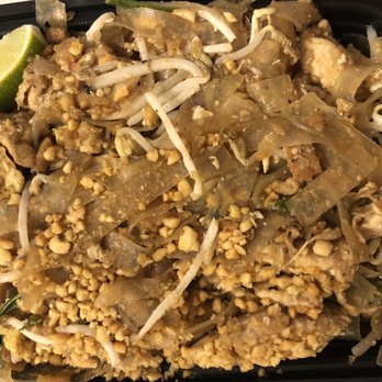 The Smiling Elephant - Smiling Elephant Pad Thai - Thai Near Me - Nashville, Tennessee