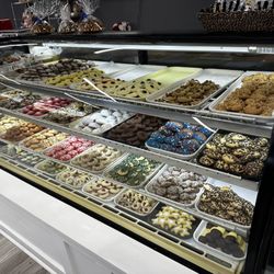 Joey’s Italian Bakery - Colorful cookie case