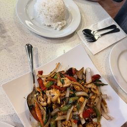 50. Pad Kra Pow 50. Pad Kra Pow
