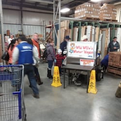 Wild Willie's Wiener Wagon - Grand Opening for the RE Store.