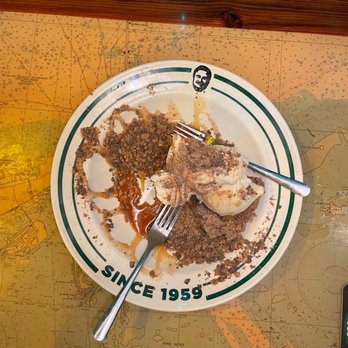 Flanigan's - Pinecrest - Flanigans Shenanigan - American Near Me - Miami, Florida