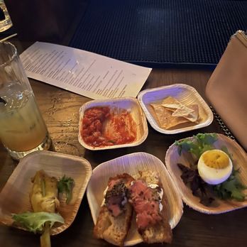 Hotel Genevieve - Wine Bars Near Me - Louisville, Kentucky
