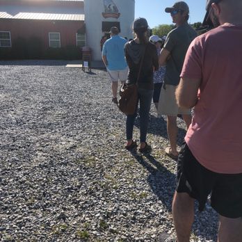 Mountain Fresh Creamery - Line for ice cream - Specialty Food Near Me - Clermont, Georgia