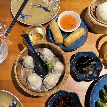 Han Palace - soup dumplings and egg rolls - Dim Sum Near Me - Washington, DC, District of Columbia