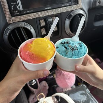 John's Ice Cream - Ice Cream & Frozen Yogurt Near Me - Brentwood, California