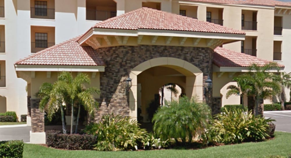 THE MAJESTIC COVE 2351 Lakeview Dr, Sebring, Florida Hotels Phone