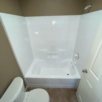 Always Refinishing - After Luis did an absolutely amazing job refinishing our tub! - Kitchen & Bath Near Me