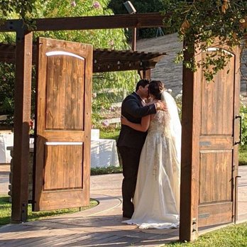 Circle Oak Ranch Weddings - Venues & Event Spaces Near Me - Fallbrook, California Circle Oak Ranch Weddings - Venues & Event Spaces Near Me - Fallbrook, California
