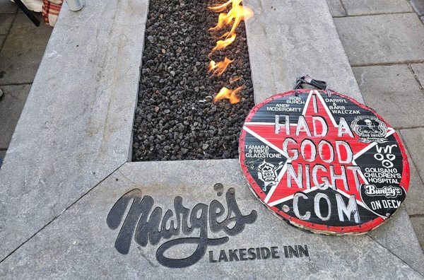 Marge's Lakeside Inn by null