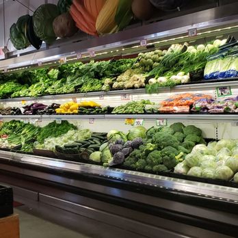 Pete's Fruit Market - Fruits & Veggies Near Me - Milwaukee, Wisconsin
