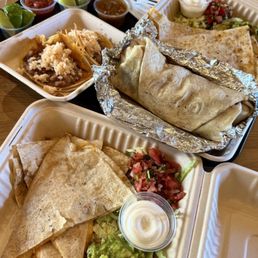 Food Truck food (Los Pinches Tacos)