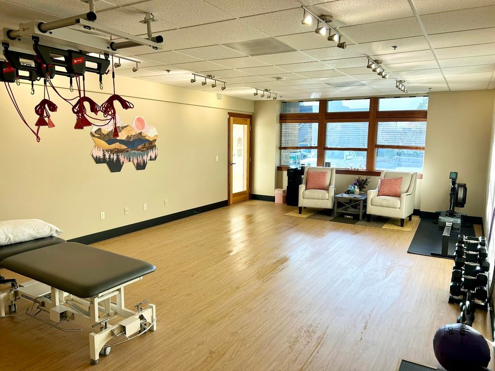 TRAINING STATION PT Updated July 2024 745 NW Mount Washington Dr