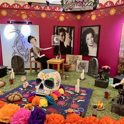 Reforma 222 - Ofrenda de Día de Muertos 2024