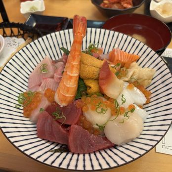 Kabukicho KTown - Chirashi bowl lunch special - Japanese Near Me - Los Angeles, California Kabukicho KTown - Chirashi bowl lunch special - Japanese Near Me - Los Angeles, California