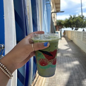 Sunset Provisions - Matcha Latte with Coconut Cold Foam - Coffee & Tea Near Me - Honolulu, Hawaii