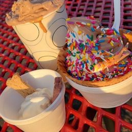 PB Oreo blizzard, swirl with rainbow sprinkles , and a pup cup! PB Oreo blizzard, swirl with rainbow sprinkles , and a pup cup!