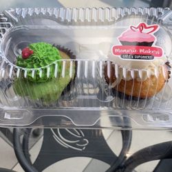 Memorie Makers Cafe & Cupcakery - Grinch and Wedding Cake Cupcakes vegan/GF