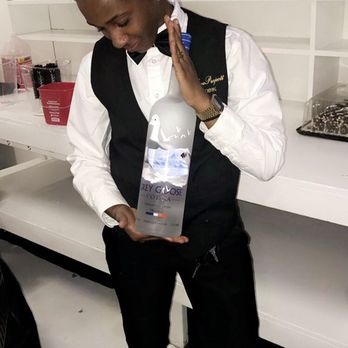 TheLoveProjectt - Your favorite bartender #dirty30party - Bartenders Near Me TheLoveProjectt - Your favorite bartender #dirty30party - Bartenders Near Me