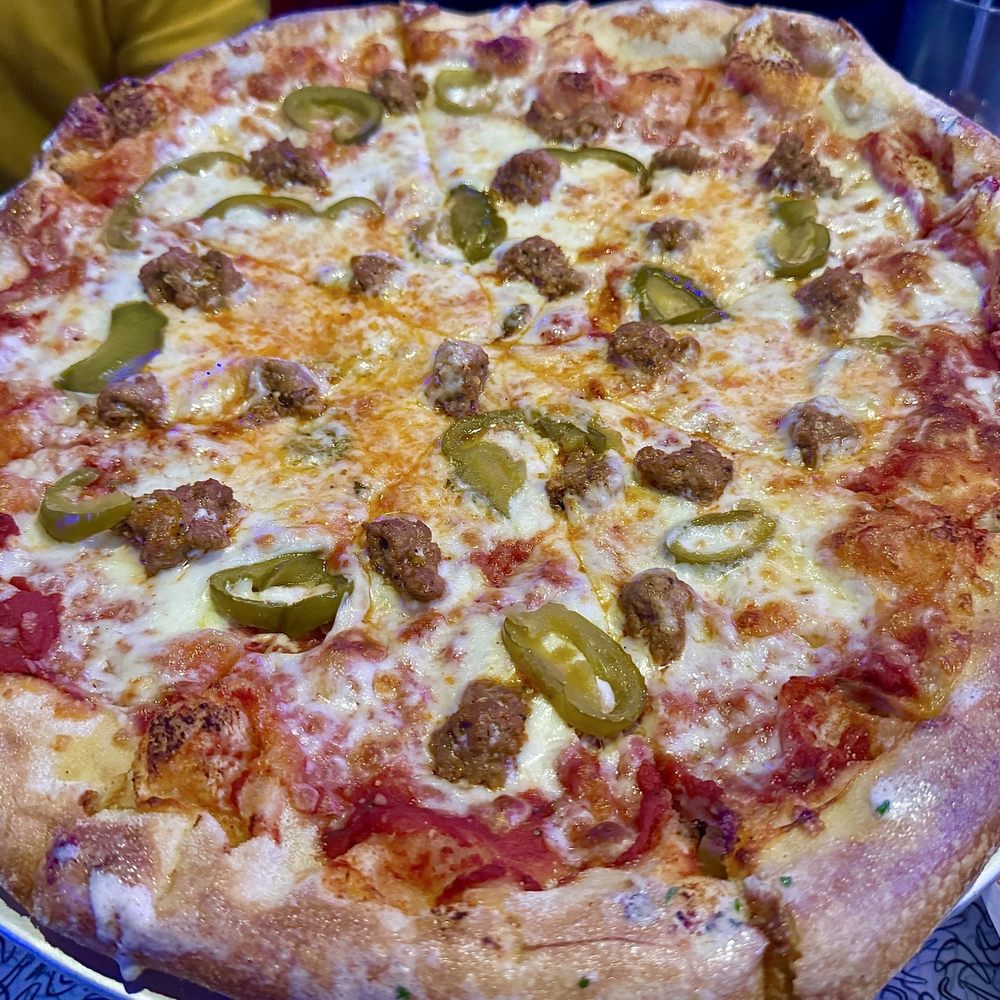 Bubba's 33 - Sports Bars Near Me - Louisville, Kentucky