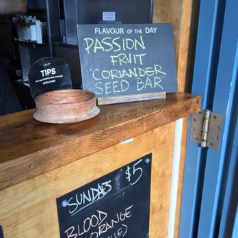 Bar Ape - Daily bar flavour - Ice Cream & Frozen Yogurt Near Me - Toronto, Ontario