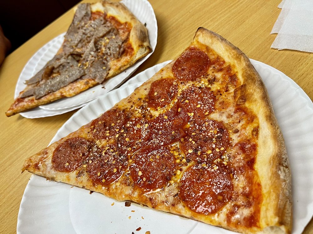 Ciro's Pizza Logo