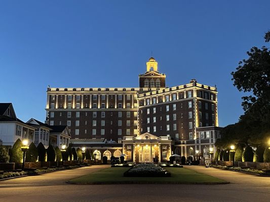 The Historic Cavalier Hotel and Beach Club, Autograph Collection by null