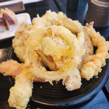 Zenpo Sushi - Mixed Tempura - Sushi Bars Near Me - San Francisco, California Zenpo Sushi - Mixed Tempura - Sushi Bars Near Me - San Francisco, California