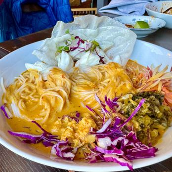 NaKorn - Thai Near Me - Evanston, Illinois